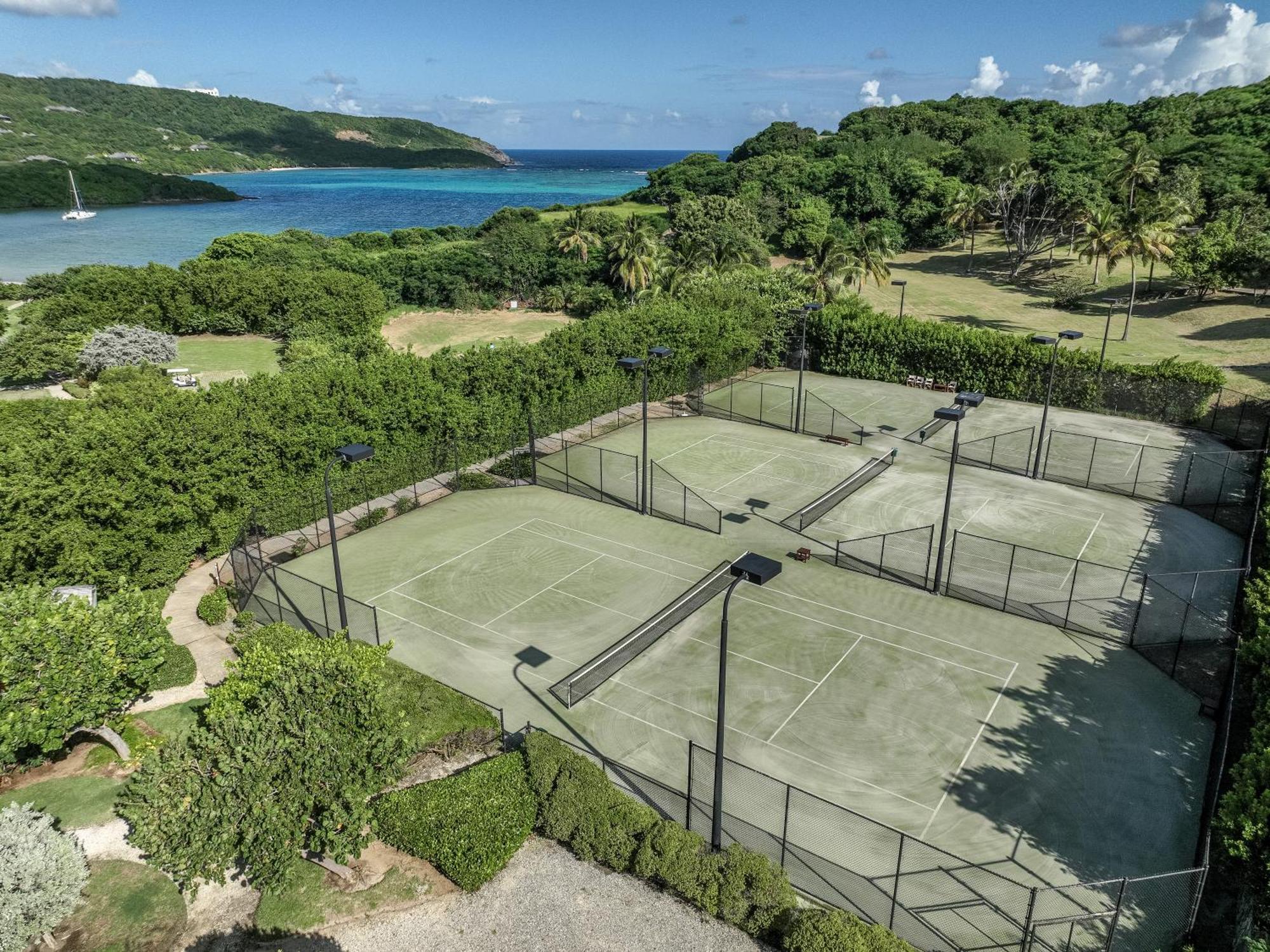 Canouan Estate Resort & Villas Charlestown 外观 照片