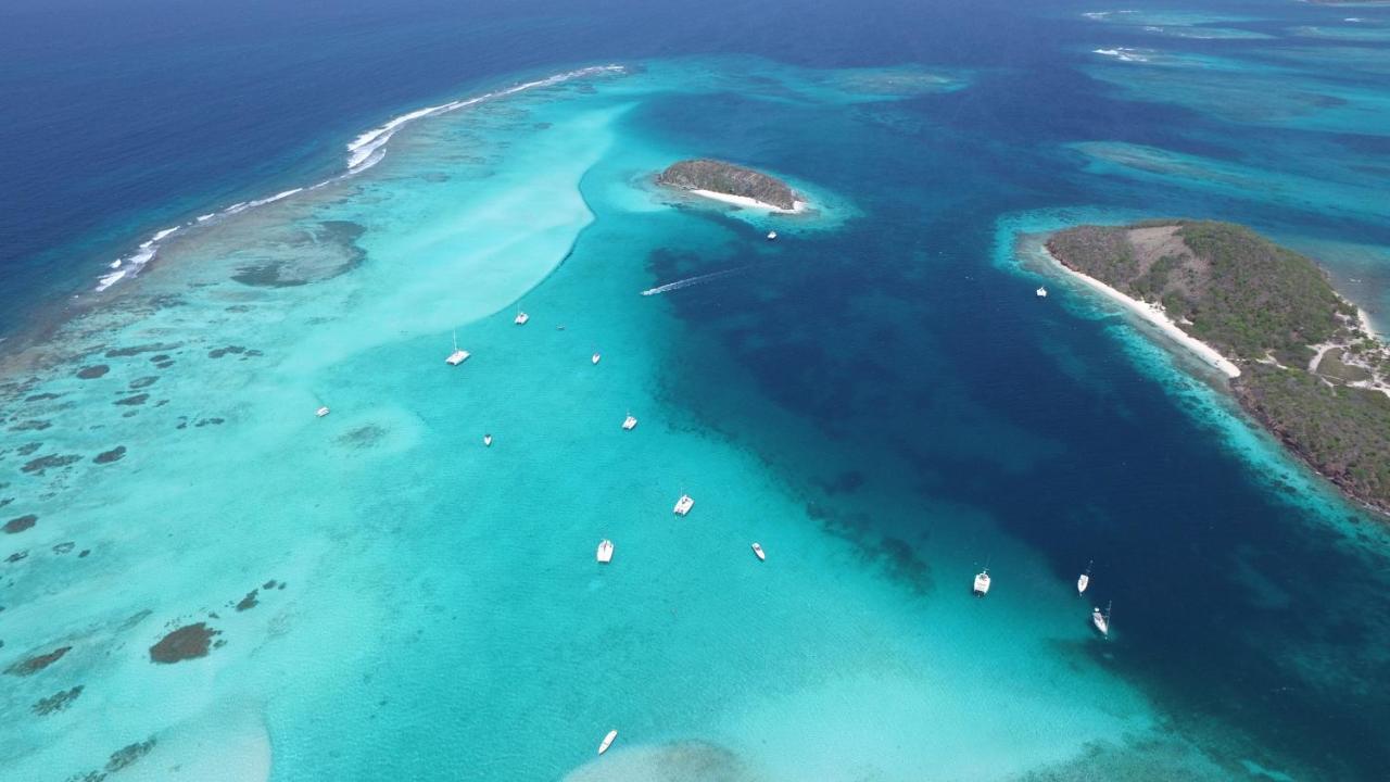 Canouan Estate Resort & Villas Charlestown 外观 照片